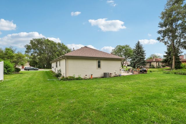 22646 Lawndale Avenue, Richton Park, IL 60471