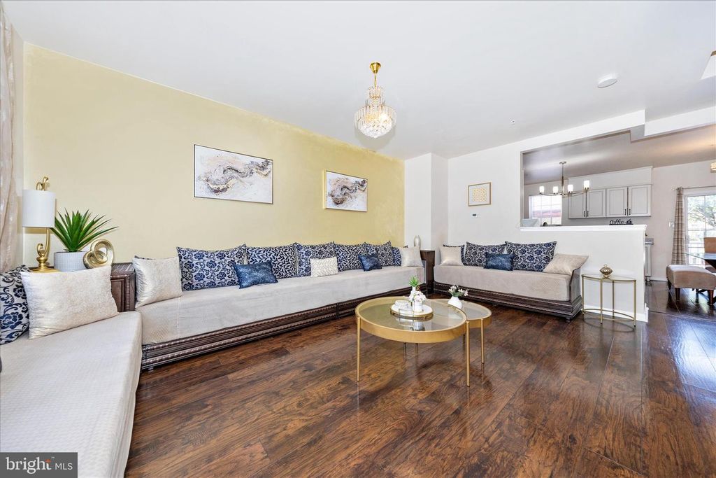 Image 12 of property listing at 5513 UPPER MILL TER N, Frederick, MD 21703