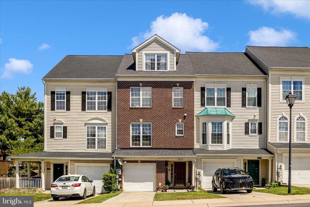 Image 2 of property listing at 5513 UPPER MILL TER N, Frederick, MD 21703