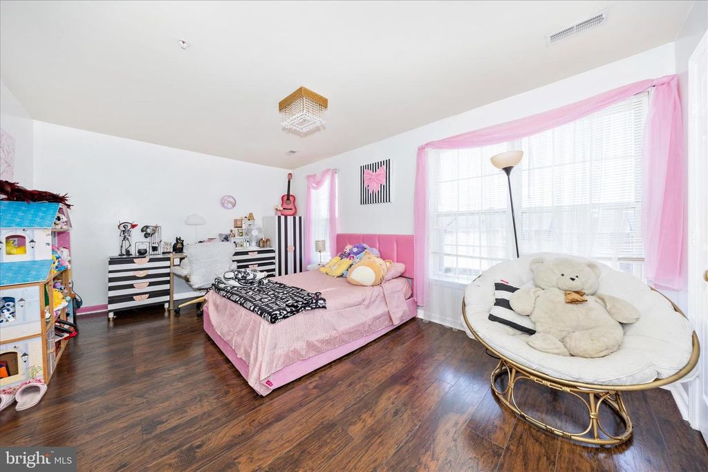 Image 29 of property listing at 5513 UPPER MILL TER N, Frederick, MD 21703