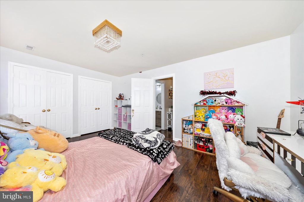 Image 30 of property listing at 5513 UPPER MILL TER N, Frederick, MD 21703