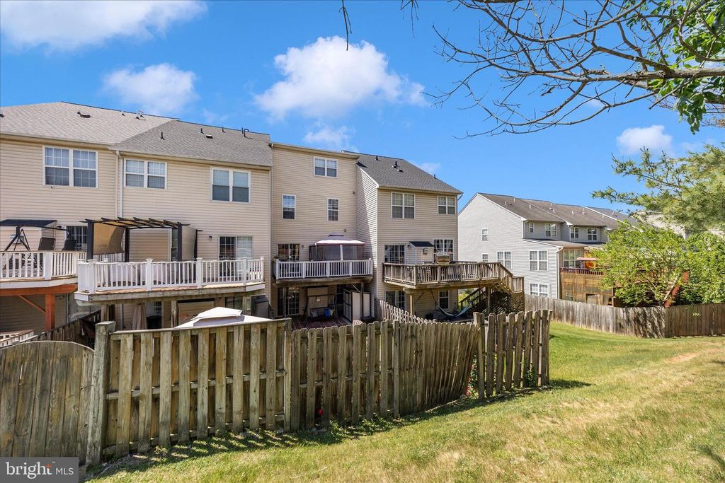 Image 47 of property listing at 5513 UPPER MILL TER N, Frederick, MD 21703