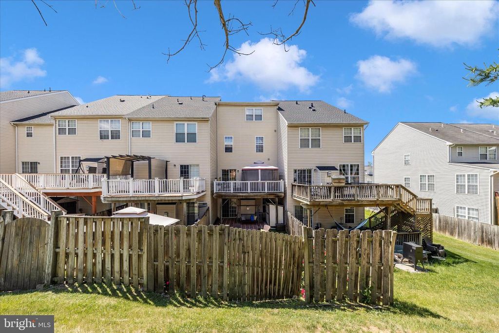 Image 48 of property listing at 5513 UPPER MILL TER N, Frederick, MD 21703