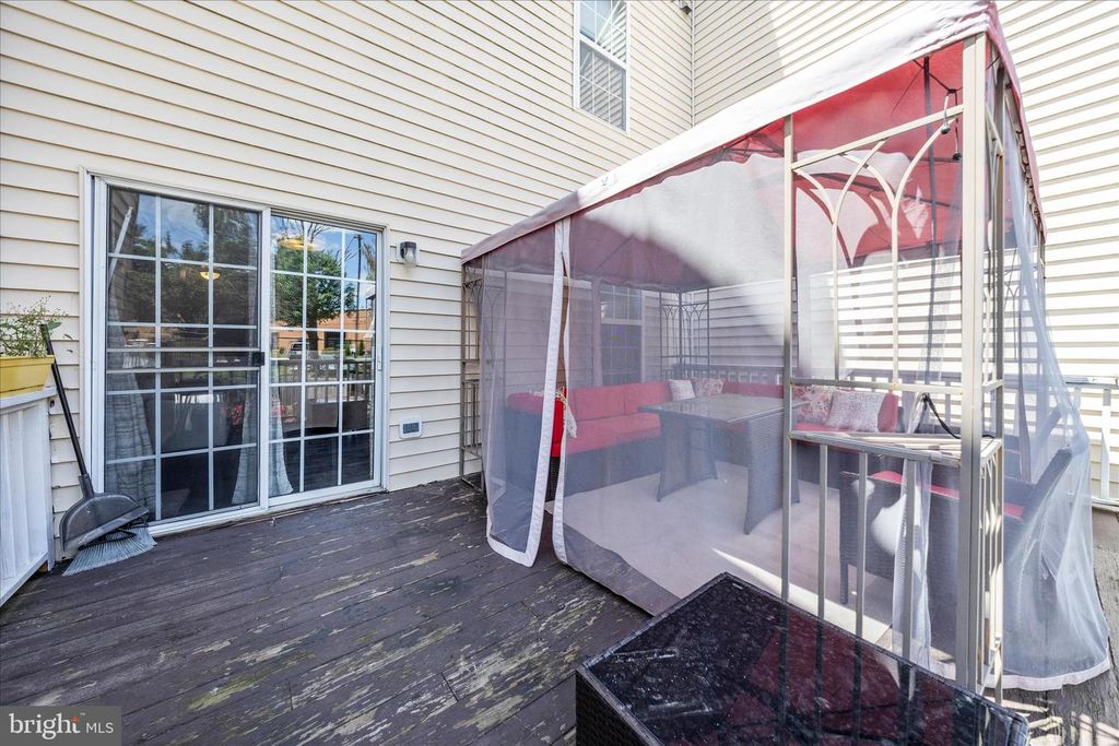 Image 52 of property listing at 5513 UPPER MILL TER N, Frederick, MD 21703