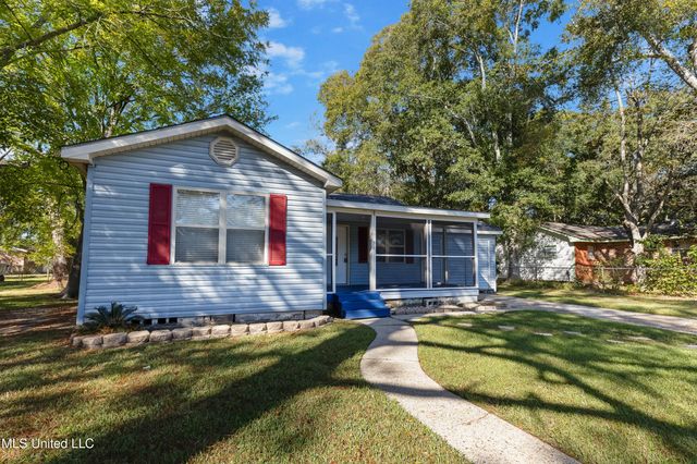 2103 21st Street, Pascagoula, MS 39581