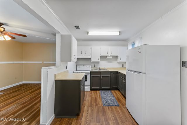 2103 21st Street, Pascagoula, MS 39581