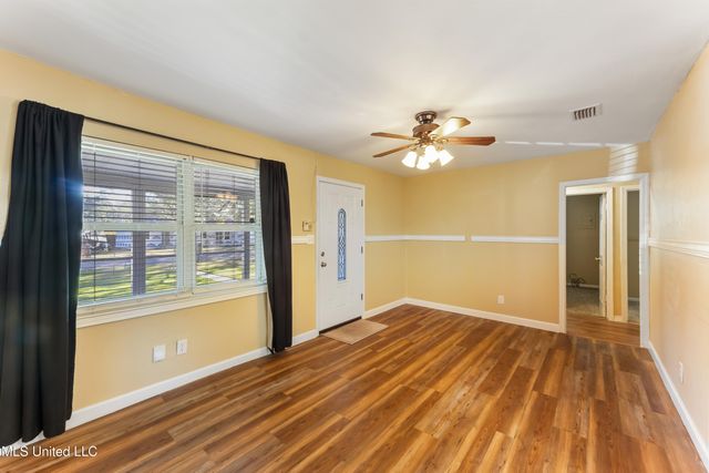 2103 21st Street, Pascagoula, MS 39581