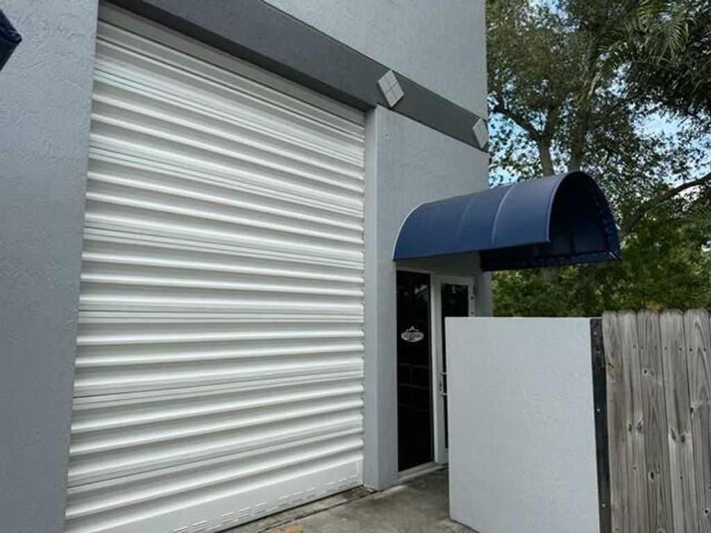 3000 RAVENSWOOD Road 6A, Dania Beach, FL 33004