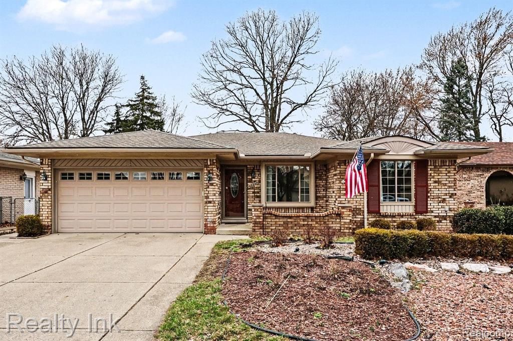 42235 Sycamore Drive, Sterling Heights, MI 48313