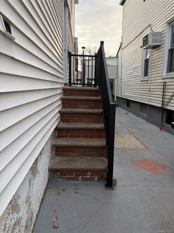 10492 129th Street, Richmond Hill S., NY 11419