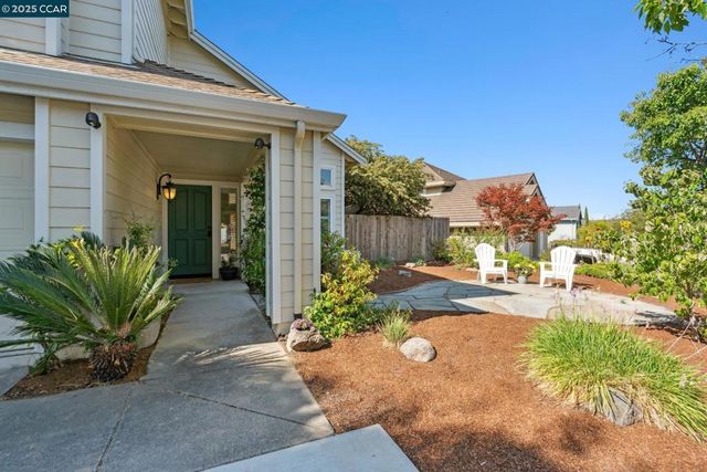 2817 Poulos Court, Pinole, CA 94564