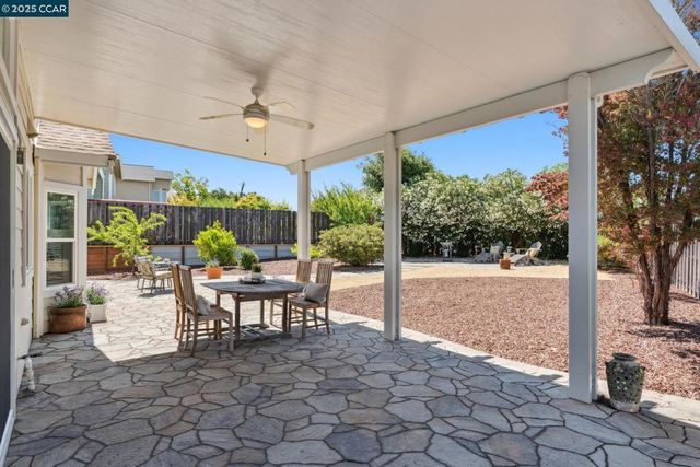 2817 Poulos Court, Pinole, CA 94564