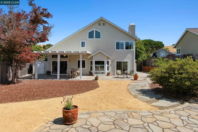 2817 Poulos Court, Pinole, CA 94564