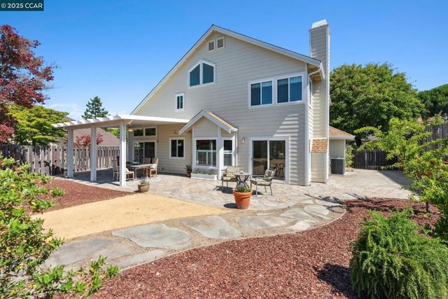 2817 Poulos Court, Pinole, CA 94564