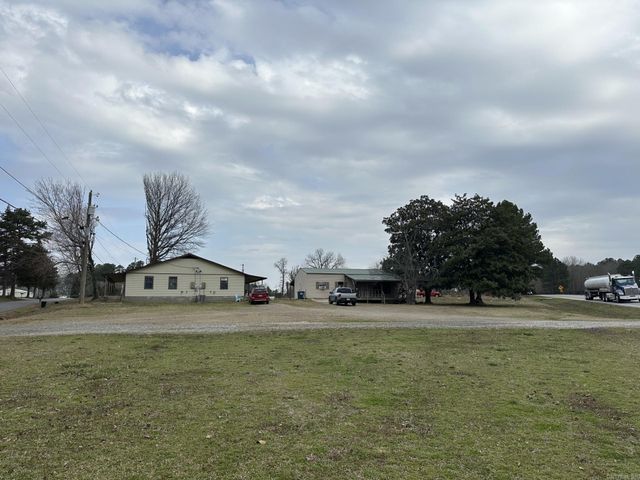 422 Highway 5, Rose Bud, AR 72137