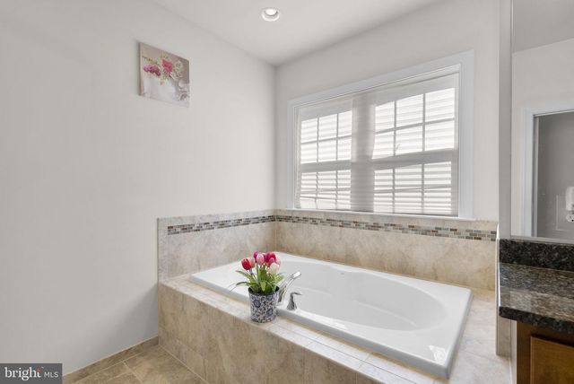 22403 NEWCUT RD, Clarksburg, MD 20871