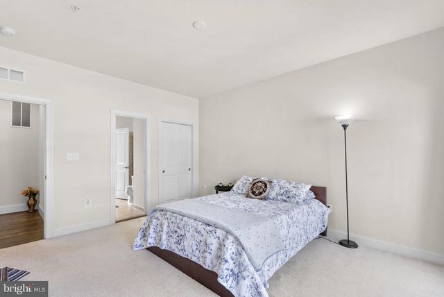 22403 NEWCUT RD, Clarksburg, MD 20871
