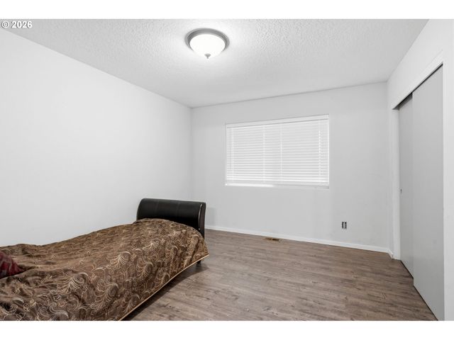608 Ne 118TH Ave, Portland, OR 97220