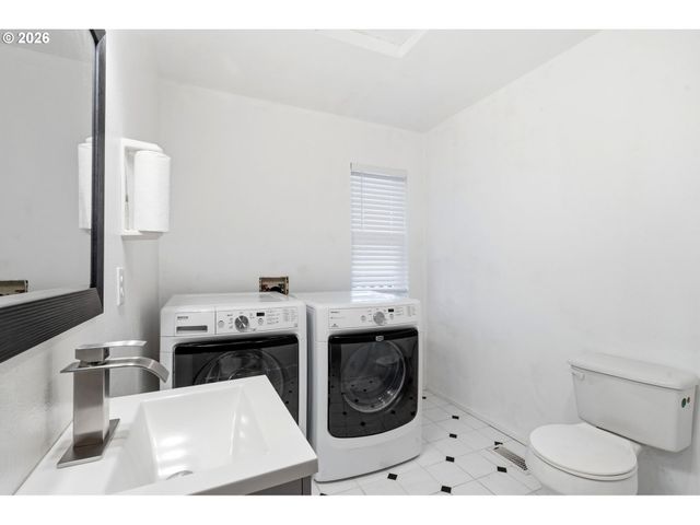 608 Ne 118TH Ave, Portland, OR 97220