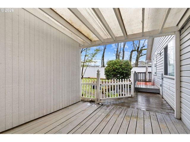608 Ne 118TH Ave, Portland, OR 97220