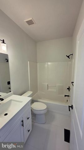 2101 VENEZIA AVE, Vineland, NJ 08361