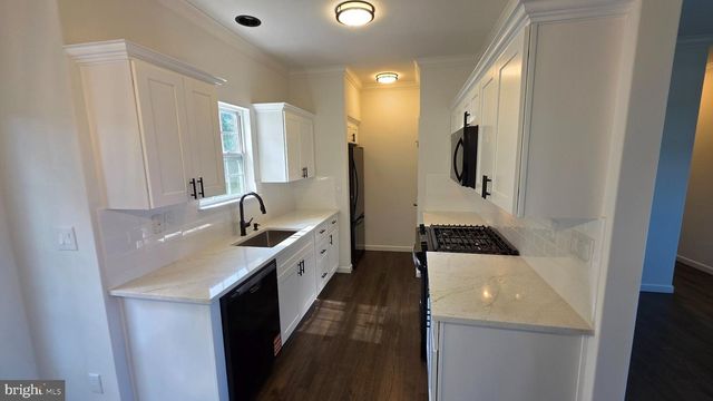 2101 VENEZIA AVE, Vineland, NJ 08361