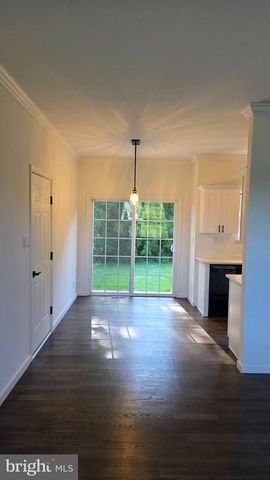 2101 VENEZIA AVE, Vineland, NJ 08361