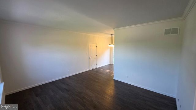 2101 VENEZIA AVE, Vineland, NJ 08361