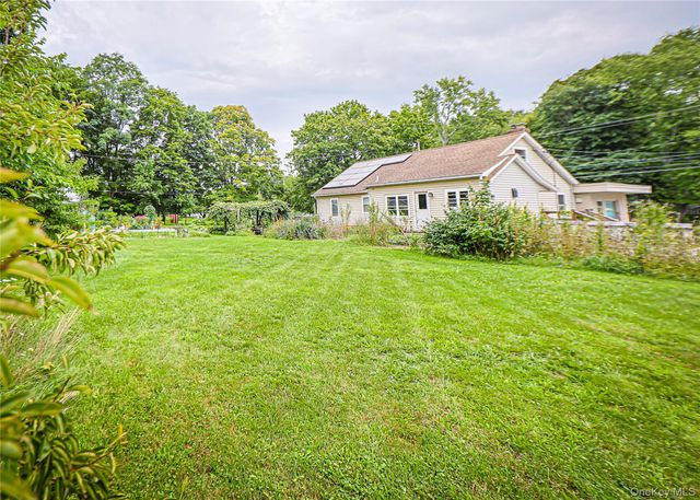 1085 Violet Avenue, Hyde Park, NY 12538