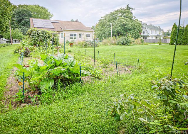 1085 Violet Avenue, Hyde Park, NY 12538