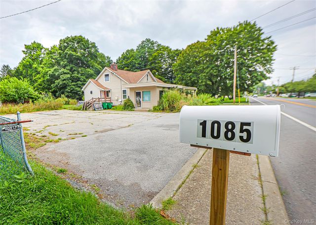 1085 Violet Avenue, Hyde Park, NY 12538