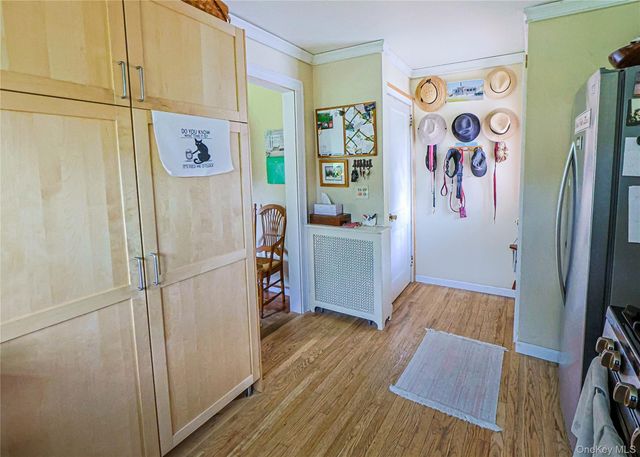 1085 Violet Avenue, Hyde Park, NY 12538