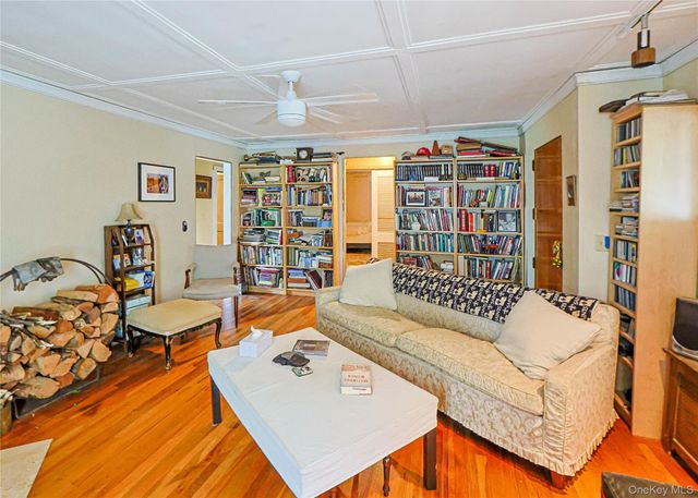 1085 Violet Avenue, Hyde Park, NY 12538