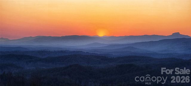 2013 Hitching Post Trail, Lenoir, NC 28645