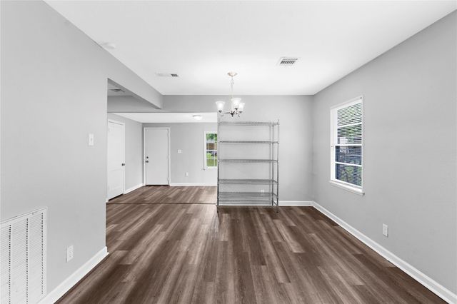 1104 Southampton Street, Angleton, TX 77515