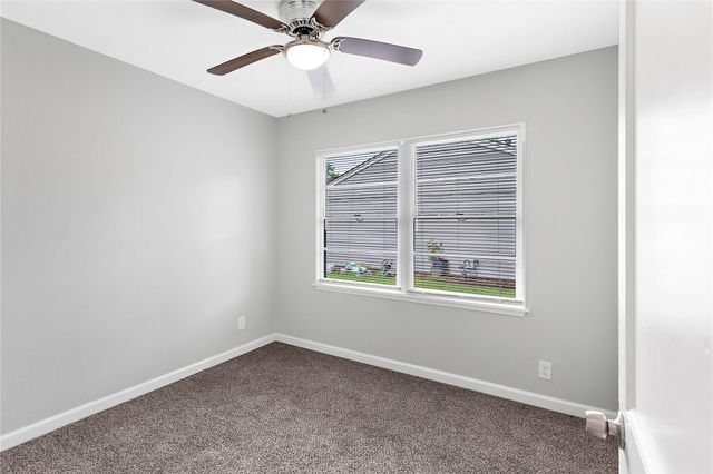 1104 Southampton Street, Angleton, TX 77515