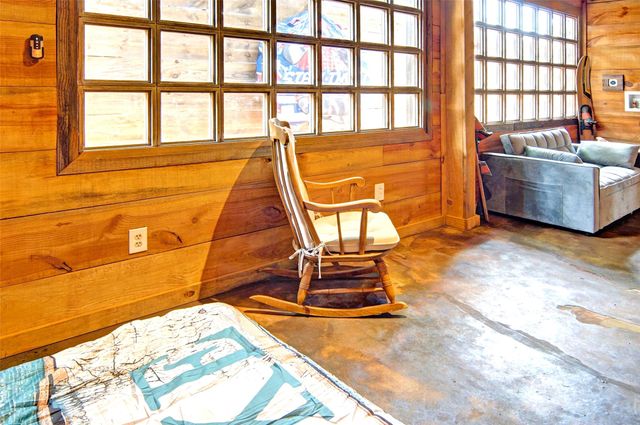 6504 Blue Water Court, Granbury, TX 76049