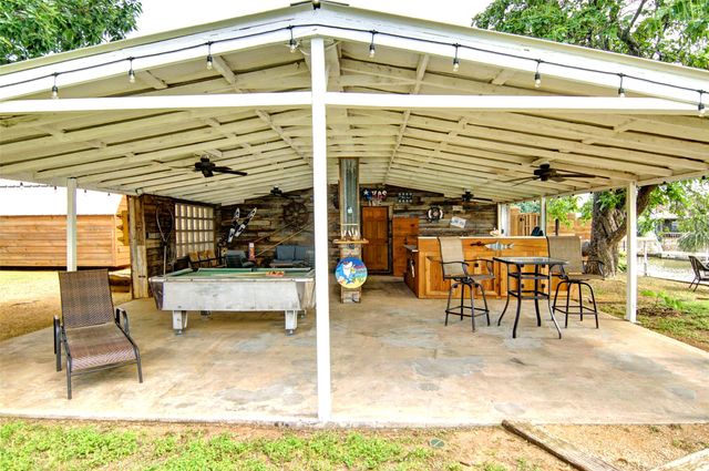 6504 Blue Water Court, Granbury, TX 76049