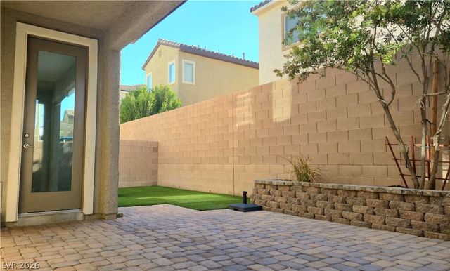 5843 Sleepy Willow Street, Las Vegas, NV 89148