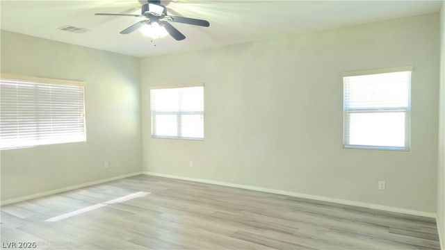 5843 Sleepy Willow Street, Las Vegas, NV 89148