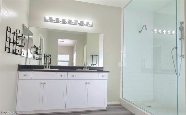 5843 Sleepy Willow Street, Las Vegas, NV 89148