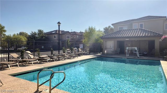 5843 Sleepy Willow Street, Las Vegas, NV 89148
