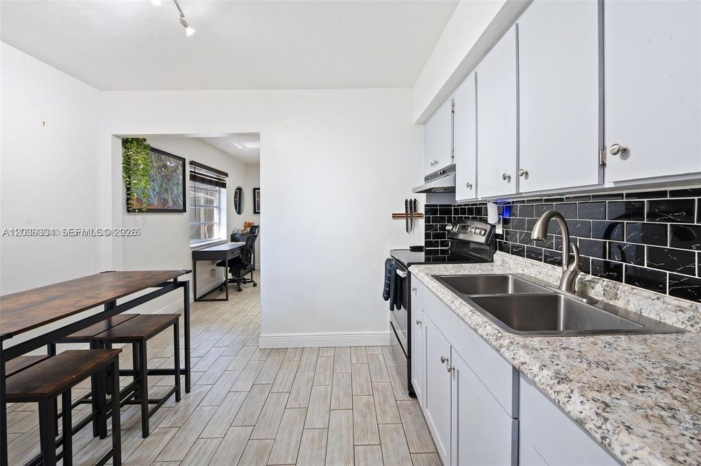 5120 SW 26th Ave 1-2, Dania Beach, FL 33312