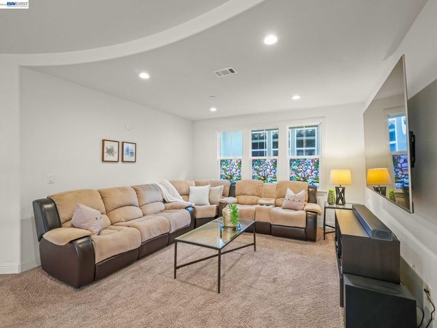 2094 Elderberry Dr, San Ramon, CA 94582