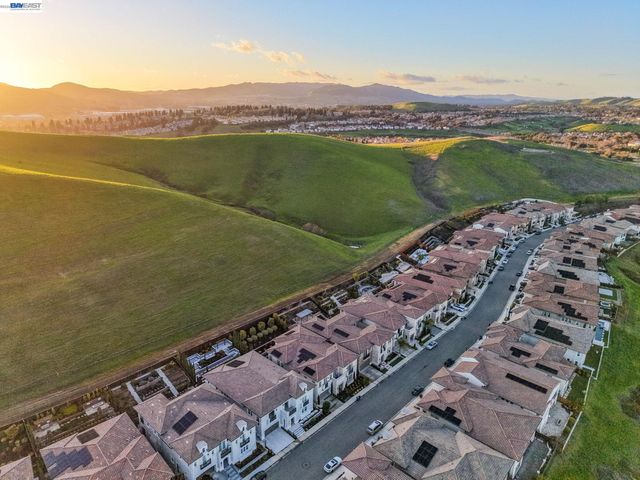 2094 Elderberry Dr, San Ramon, CA 94582