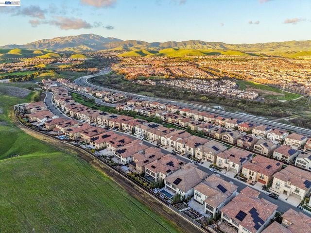 2094 Elderberry Dr, San Ramon, CA 94582