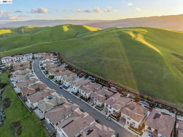 2094 Elderberry Dr, San Ramon, CA 94582