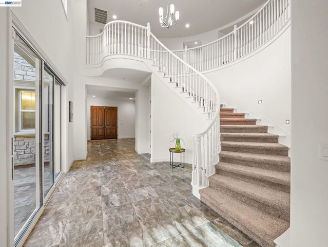 2094 Elderberry Dr, San Ramon, CA 94582