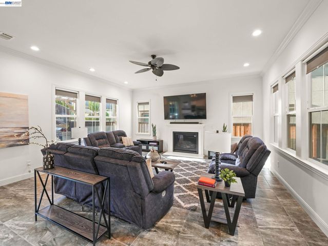 2094 Elderberry Dr, San Ramon, CA 94582