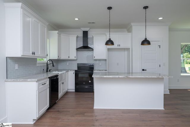 103 Cedar Falls Road, Fountain Inn, SC 29644